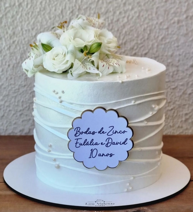 Presentes Inesquecíveis para 10 Anos de Casamento: Guia Completo