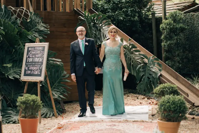 Como escolher a música perfeita para a entrada dos pais no casamento