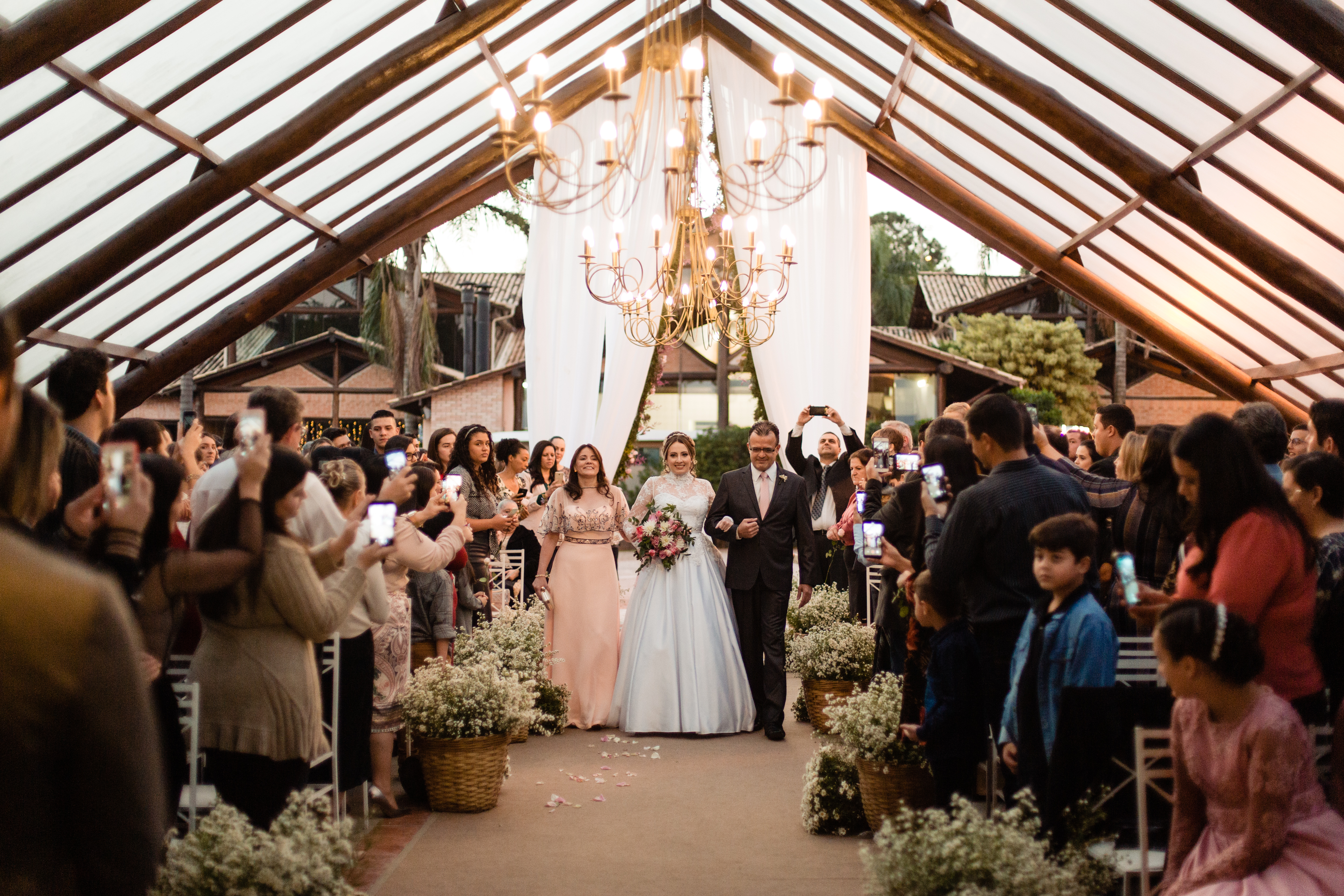 Casamento com pais separados: Como organizar a entrada