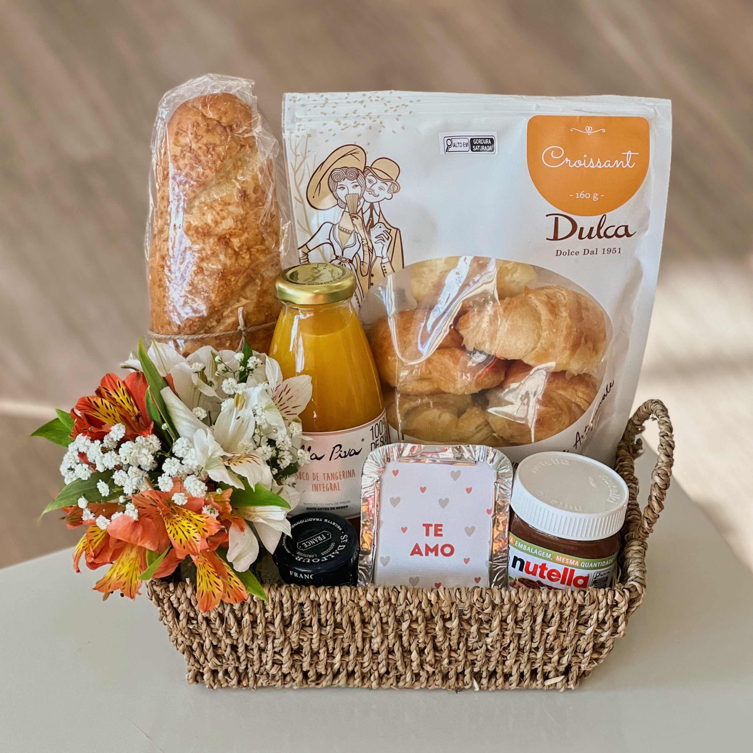 Guia Completo de Etiqueta para Agradecer Presentes de Casamento