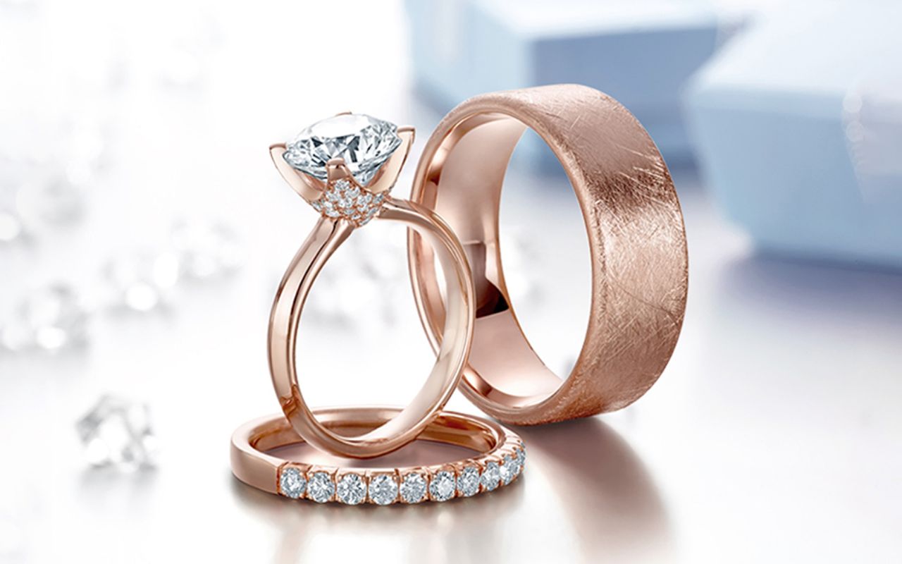 alianças de casamento diferentes