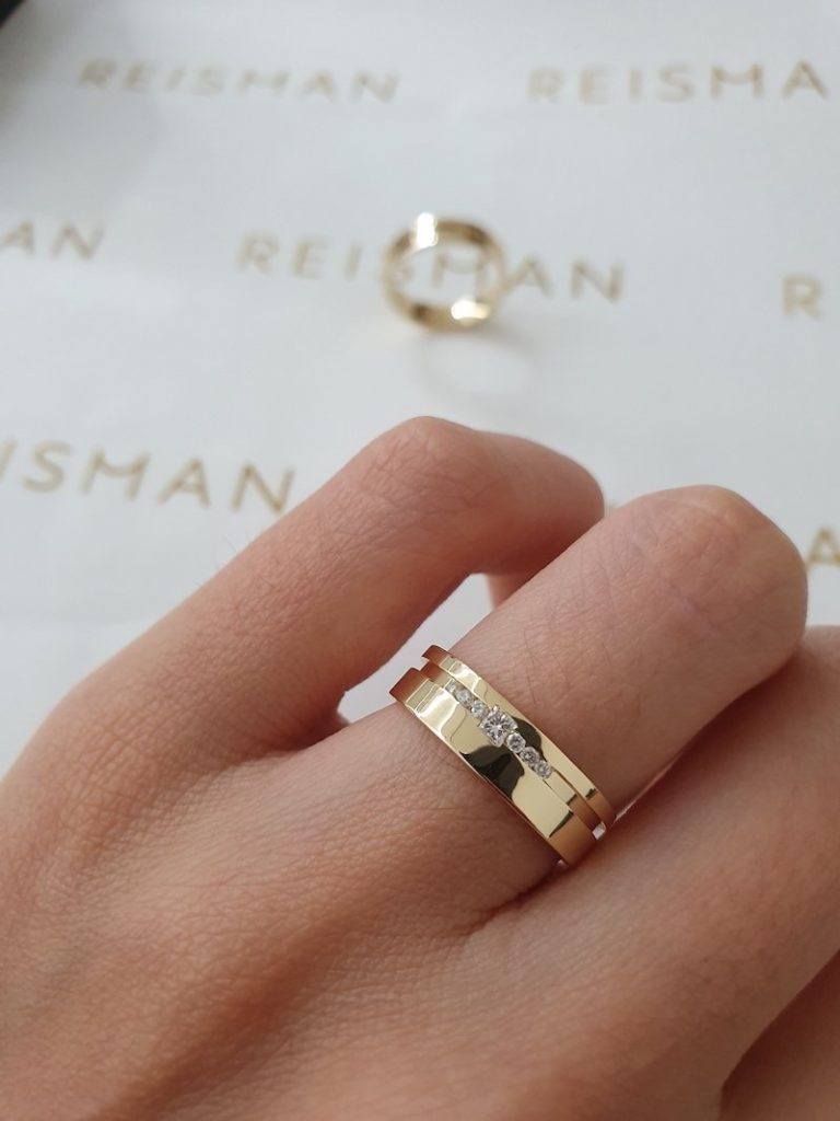 alianças de casamento diferentes