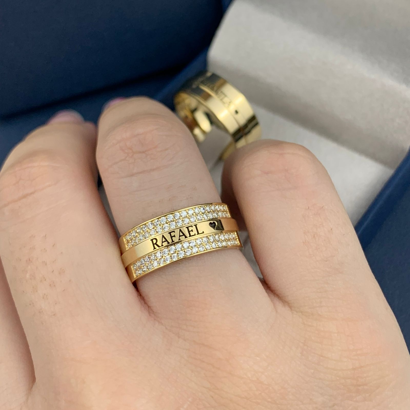 Ouro 18k vs 10k: Qual o Melhor para Suas Alianças Personalizadas?