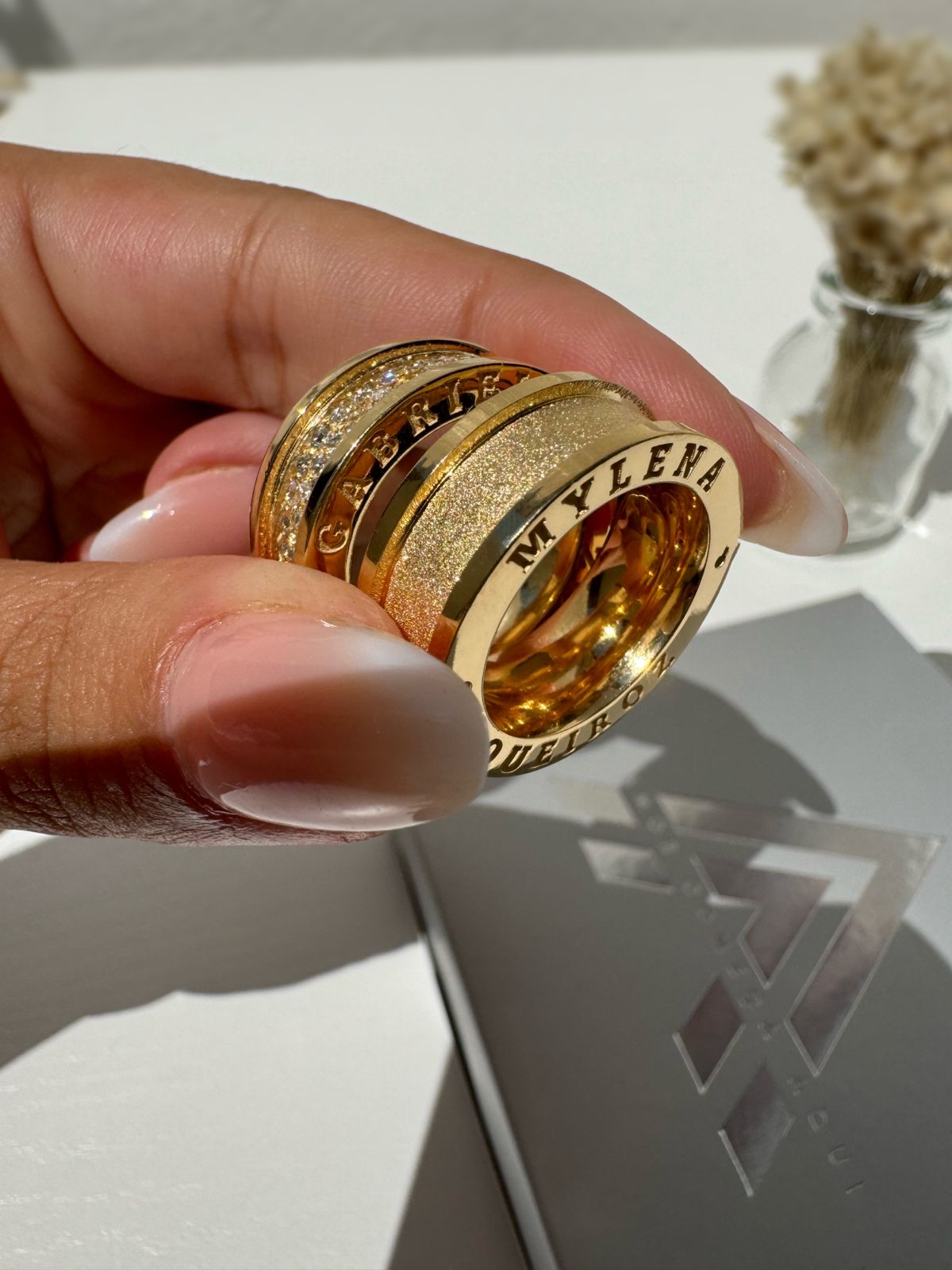 Ouro 18k vs 10k: Qual o Melhor para Suas Alianças Personalizadas?