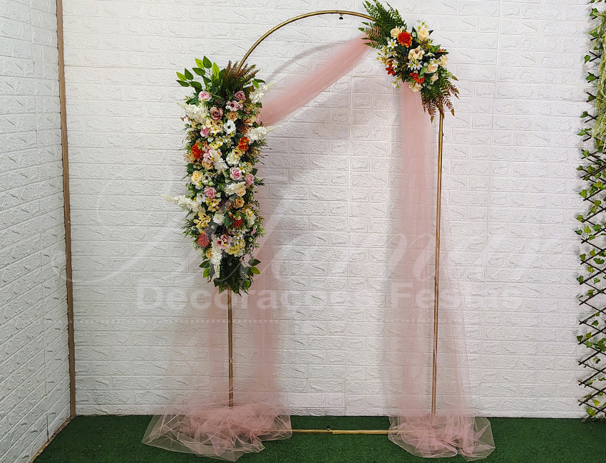 5 ideias de títulos:
1. Altar Verde: Tendências e Inspirações para seu Casamento
2. Greenery no Altar: Como Criar um Cenário Natural e Sofisticado
3. Folhagens para Casamento: Guia Completo de Espécies e Estilos
4. Decoração de Altar: Dicas Essenciais para um Visual Impactante
5. Do Rústico ao Moderno: Versatilidade das Folhagens na Decoração de Cerimônias