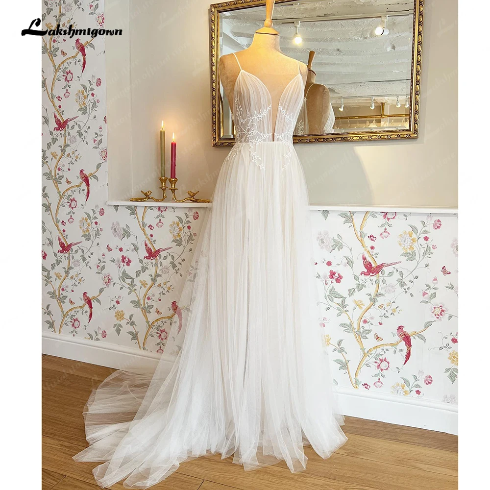 5 ideias de títulos:
1. Guia Completo: Onde Alugar o Vestido de Noiva Perfeito em Recife
2. Aluguel de Vestidos de Noiva em Recife: Opções e Dicas Essenciais
3. Do Clássico ao Moderno: Encontre Seu Vestido de Noiva Ideal em Recife
4. Vestido de Noiva: Alugar ou Comprar? Vantagens e Desvantagens em Recife
5. Os Melhores Ateliês e Lojas para Alugar Vestidos de Noiva em Recife