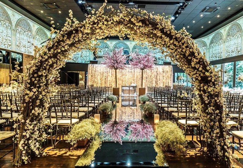 quanto custa um arco geométrico para altar