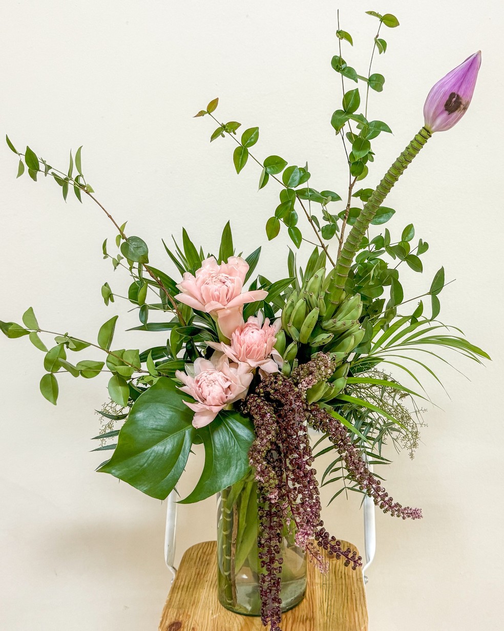 erros comuns ao montar arranjos de flores baixos