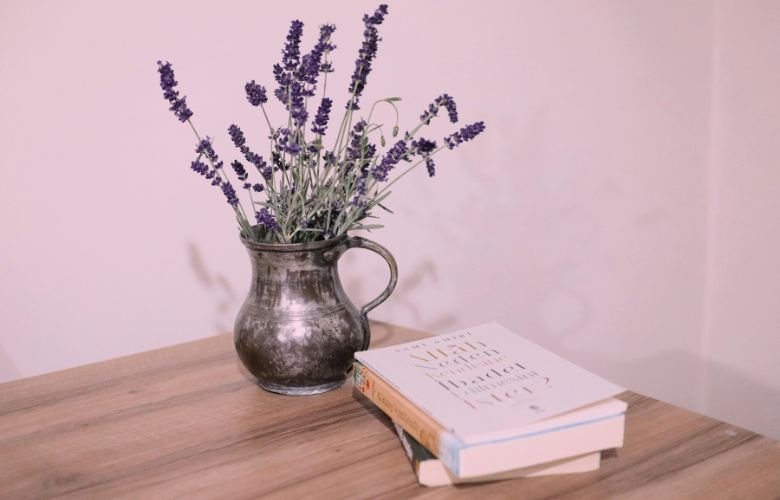 Arranjos Permanentes em Vasos de Prata: Durabilidade e Elegância Sem Manutenção