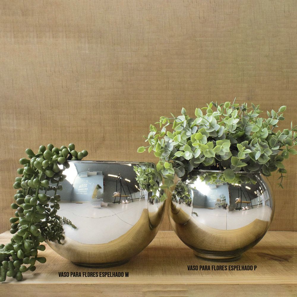 arranjos em vasos de prata