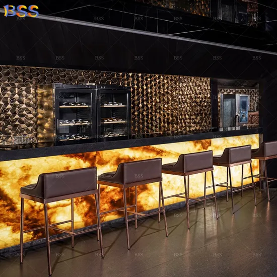 Tendências de Design: O Luxo da Pedra Natural Iluminada em Bares