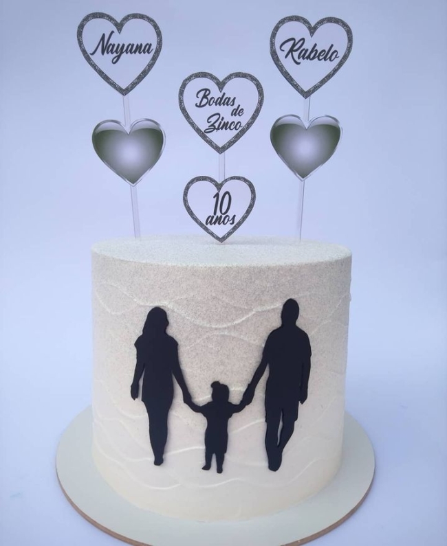 5 ideias de títulos:
1. Bodas de Estanho: Celebrando uma Década de Amor e Resiliência
2. 10 Anos de Casamento: O Que Simbolizam as Bodas de Estanho e Zinco?
3. Ideias Criativas para Comemorar suas Bodas de Estanho
4. A Esmeralda e o Estanho: Símbolos Poderosos para 10 Anos de União
5. Presentes Inesquecíveis para as Bodas de Estanho: Surpreenda seu Amor