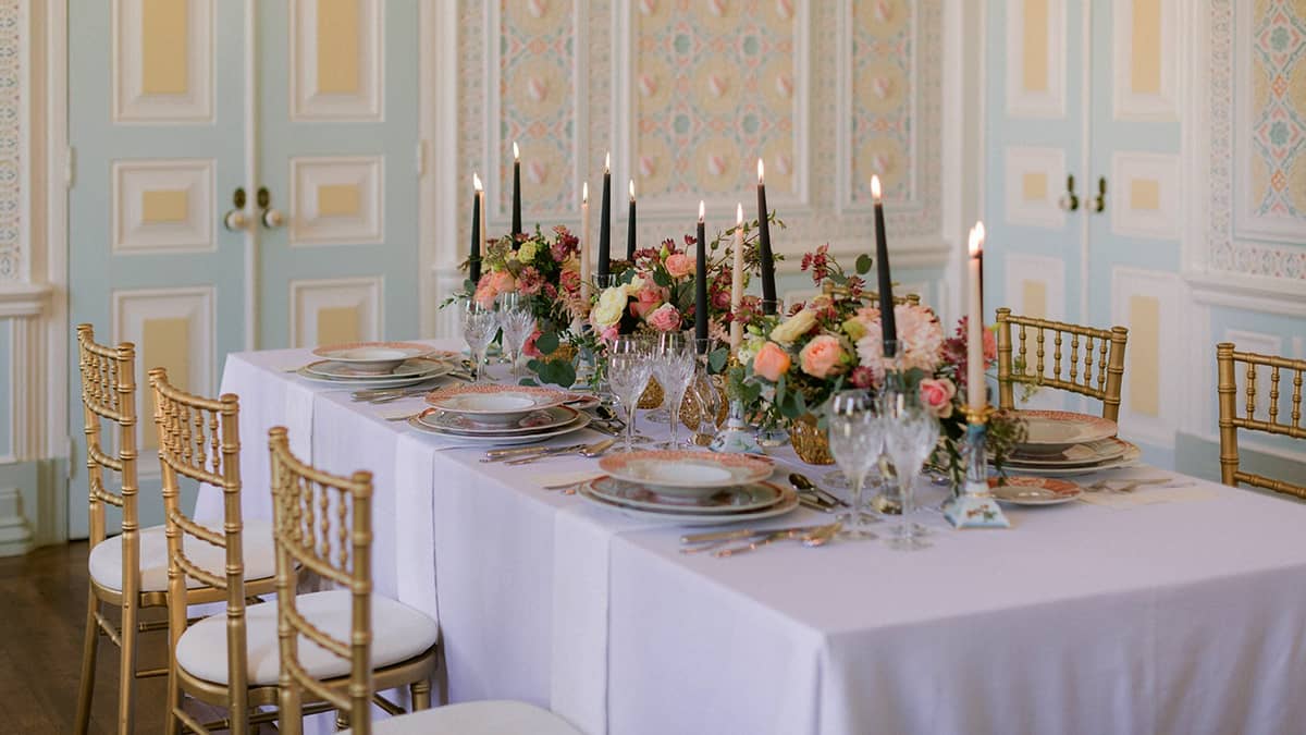 1. O Que São Bodas de Diamante e Seu Significado Profundo
2. Ideias Criativas para uma Festa de Bodas de Diamante Inesquecível
3. Como Planejar a Renovação de Votos para Bodas de Diamante
4. Presentes Simbólicos para Celebrar 60 Anos de Casamento
5. Outras Bodas de Longa Duração: Um Guia Completo