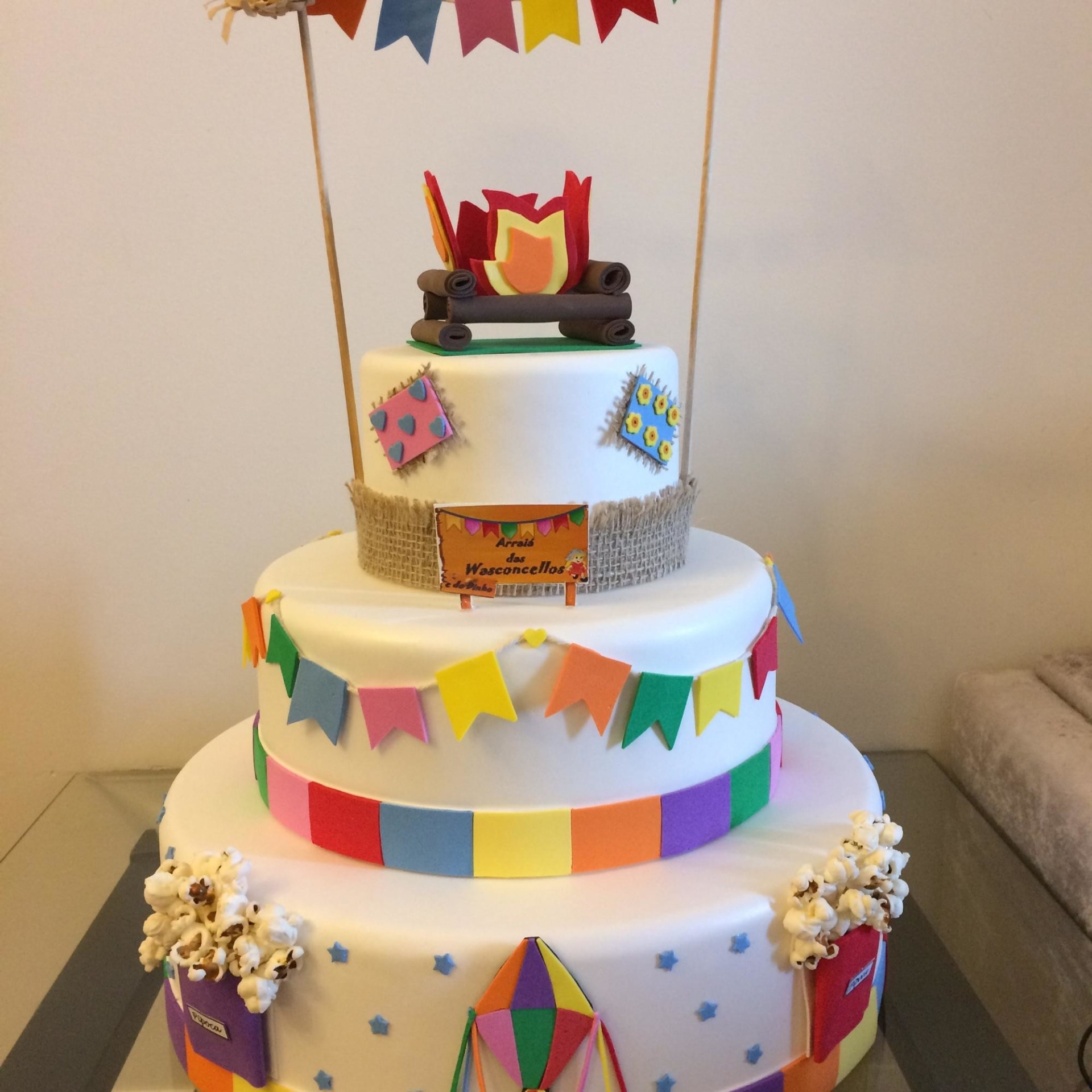 bolo cenografico na decoracao