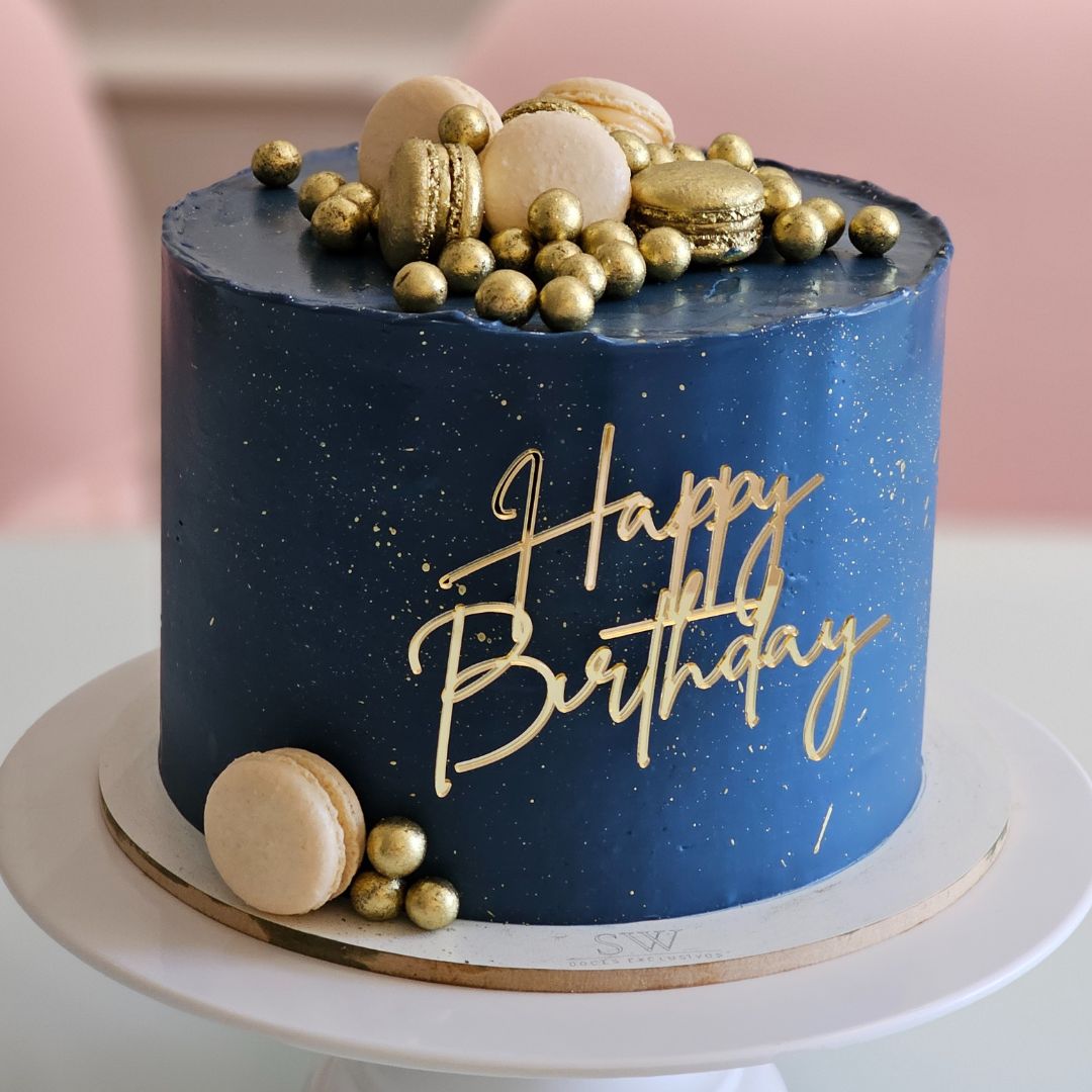 bolos com elementos orgânicos