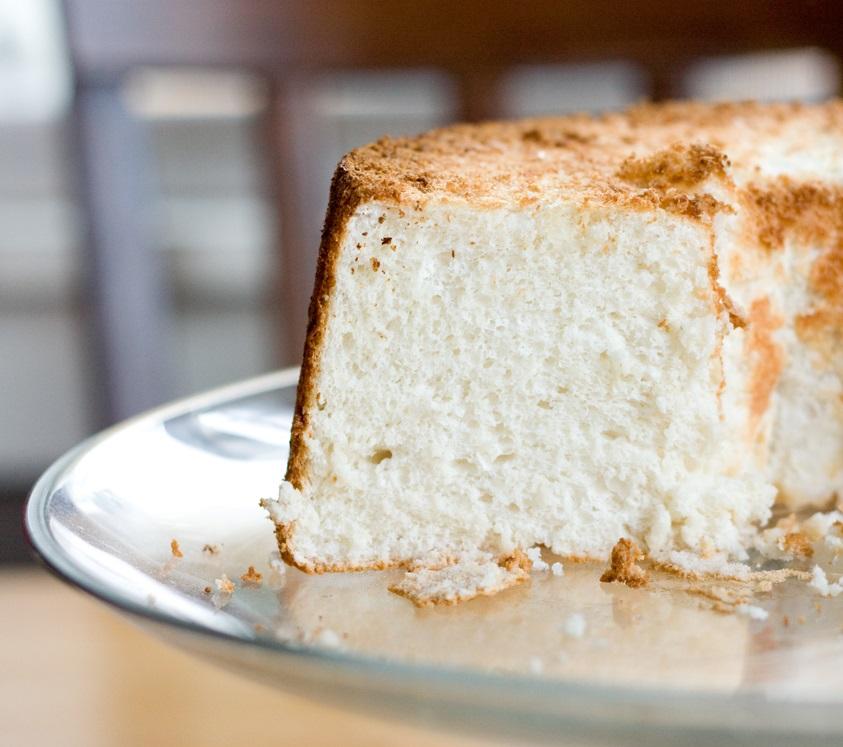 Bolo de anjo para mêsversário: ideias criativas