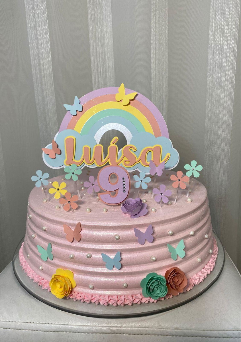 Decoração de Bolo Arco-Íris: Ideias Criativas com Pasta Americana e Toppers