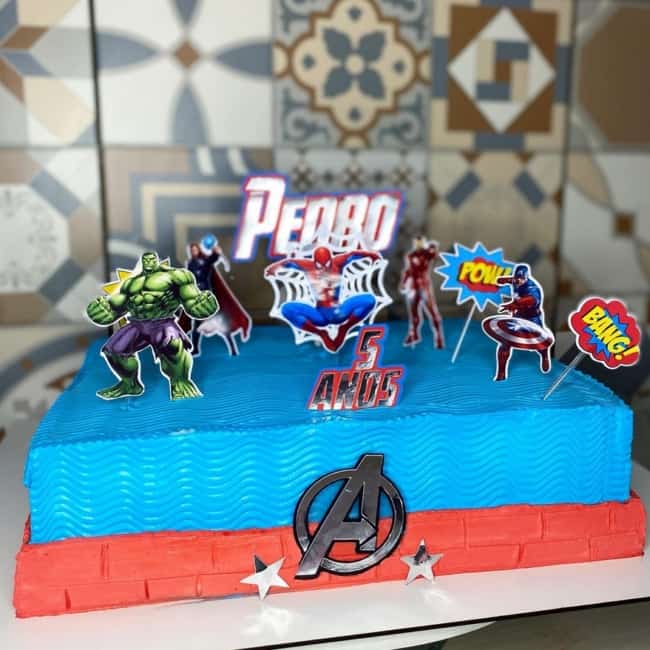 bolo vingadores homem de ferro