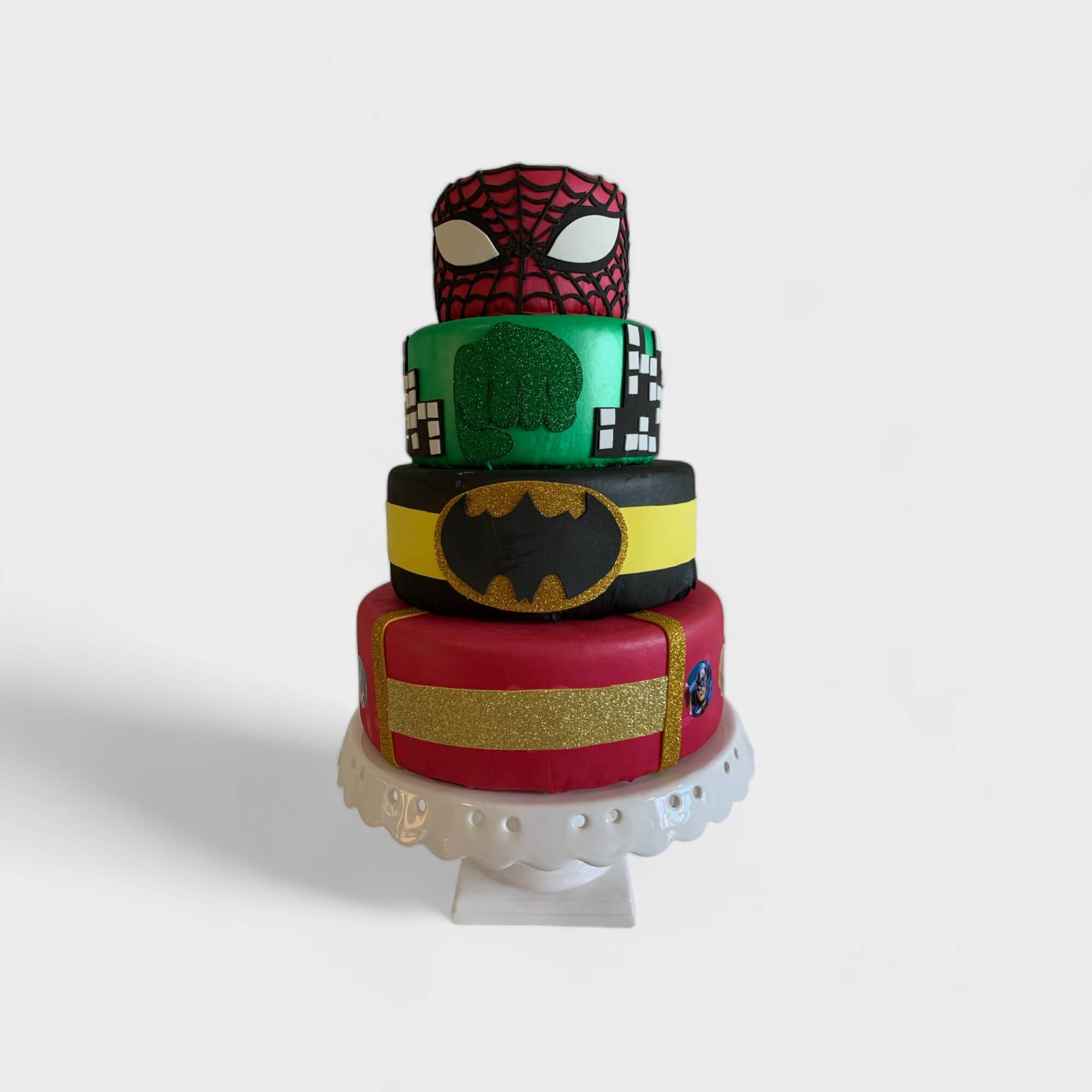 bolo vingadores escudo