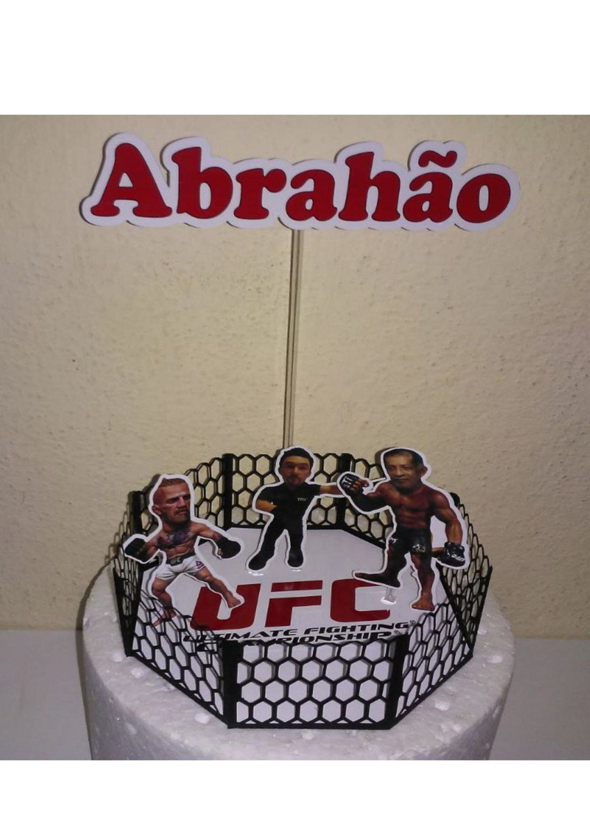 bolo de boxe com ringue
