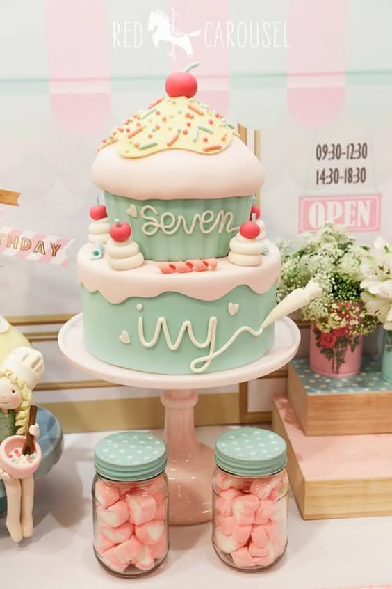 Receitas de Recheios Leves que Combinam com Bolos Candy Colors