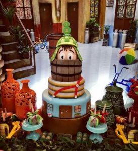 confeiteiro bolo decorado chaves