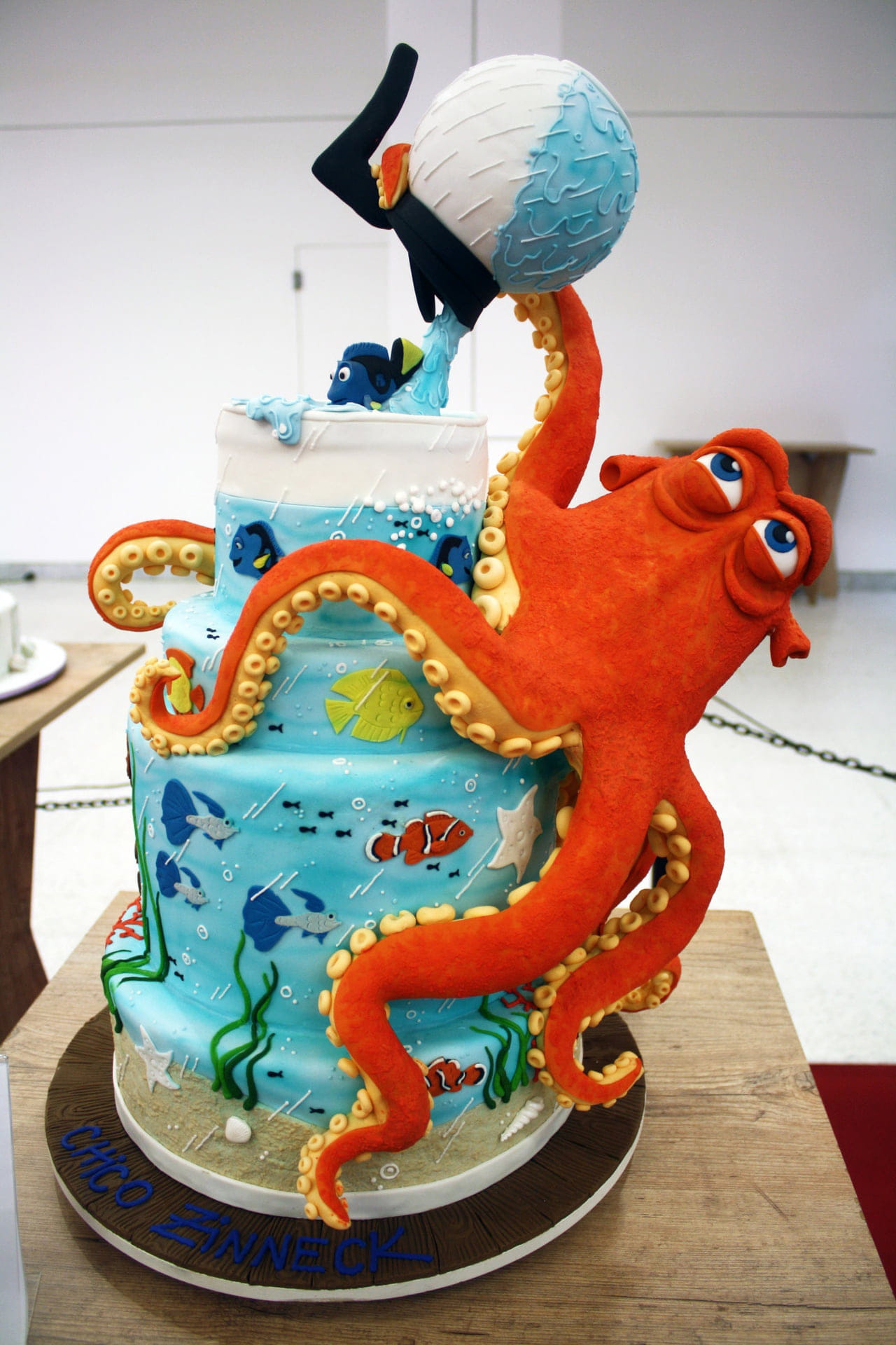 Bolo Decorado Dory