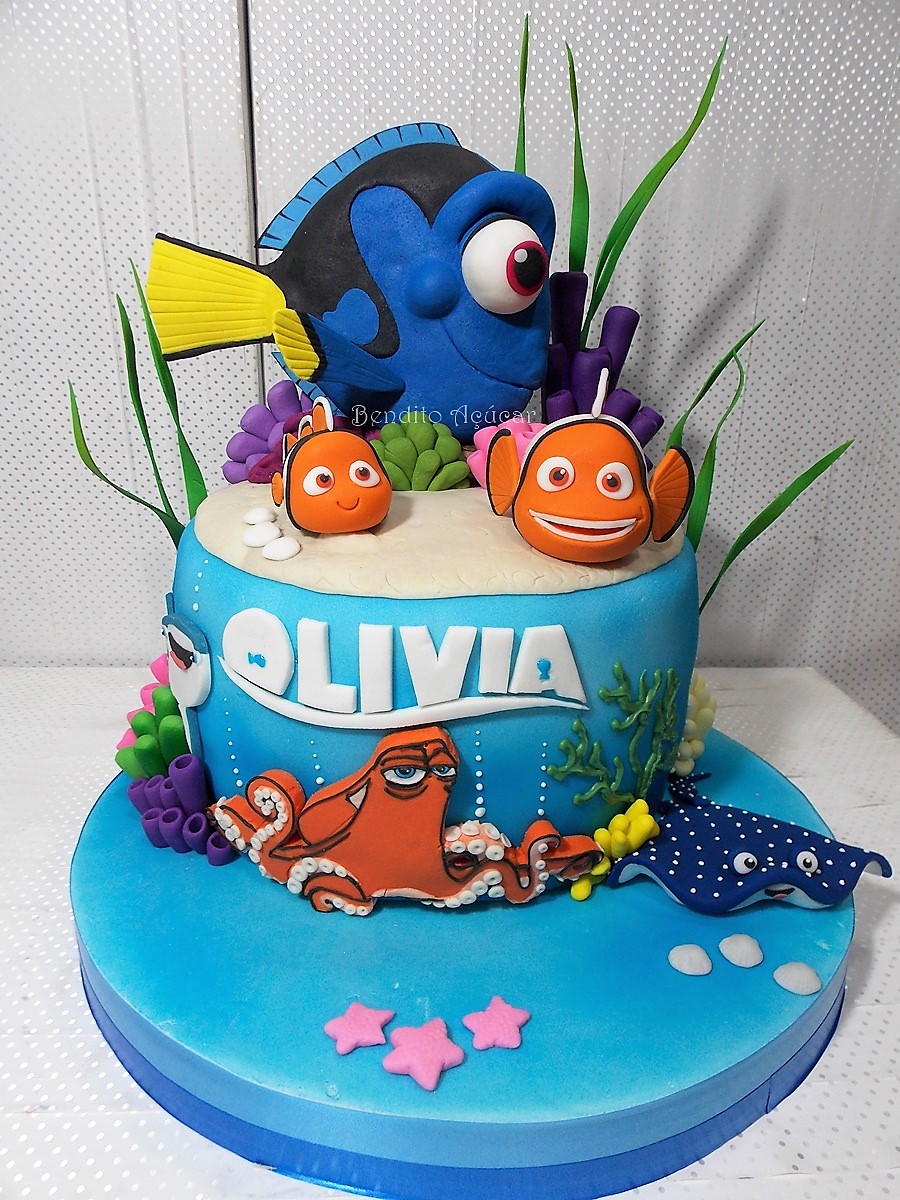 Bolo Decorado Dory