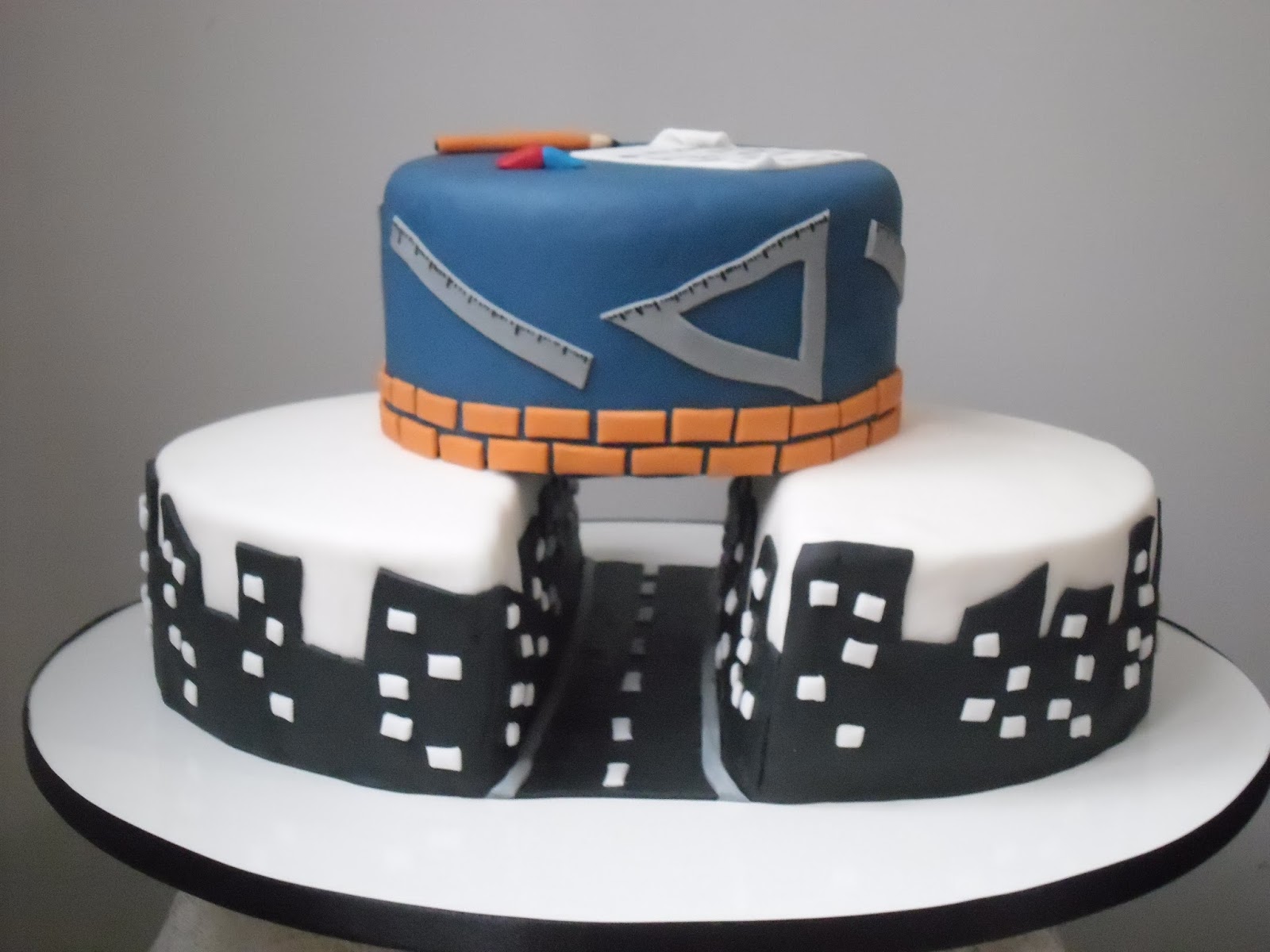 Bolo Decorado Engenharia