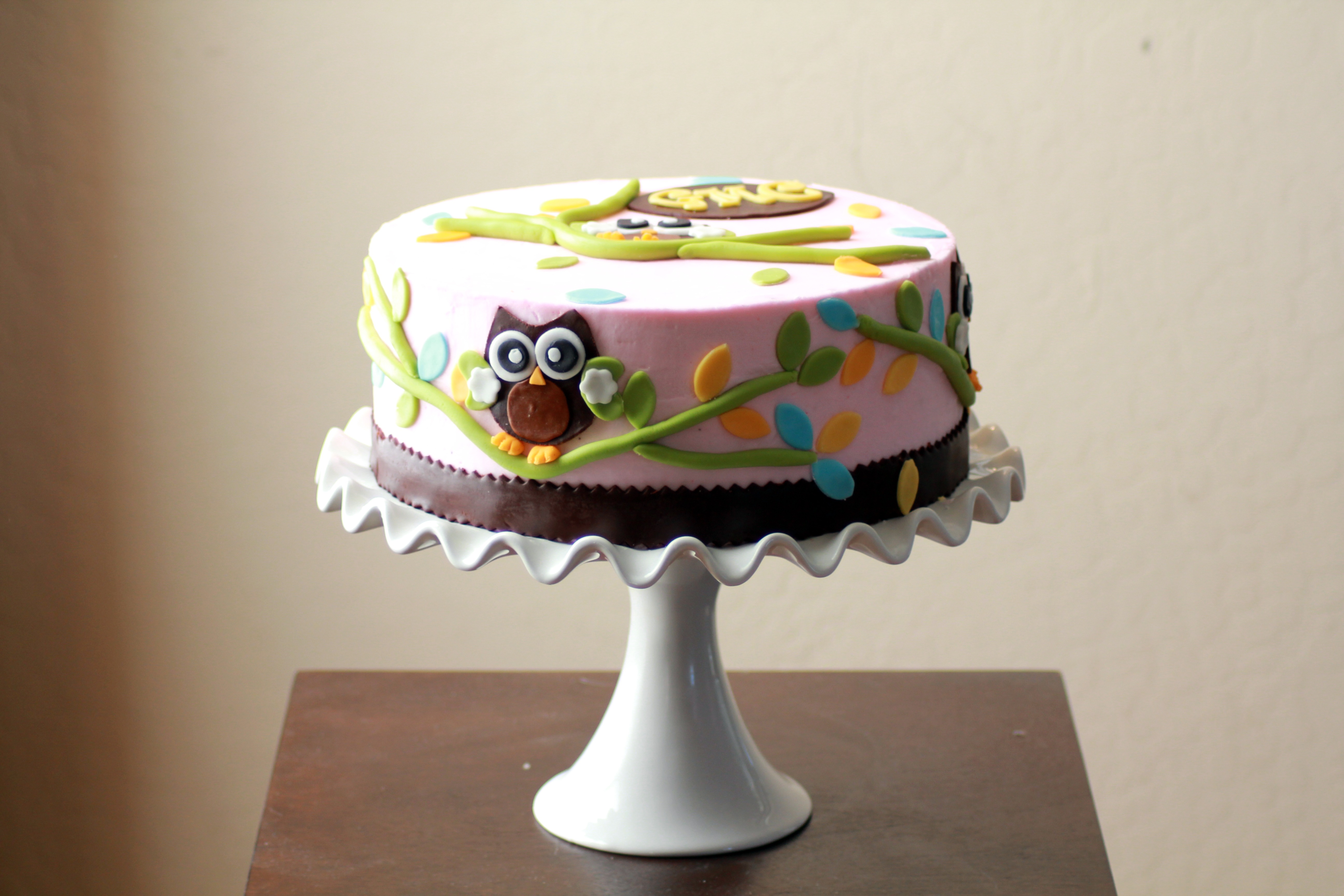 bolo decorado pássaros buttercream