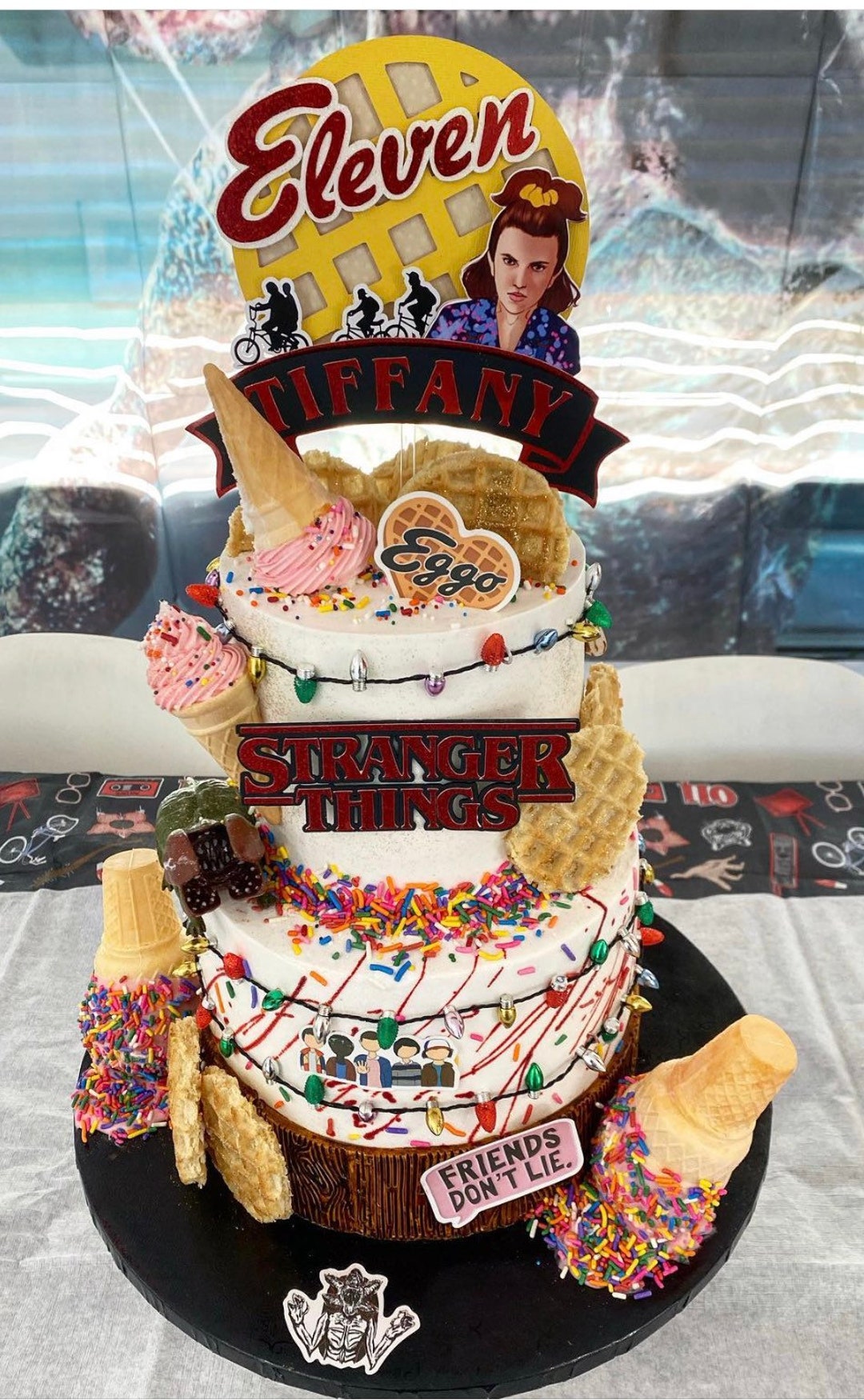 Os Melhores Topos de Bolo Stranger Things 3D para Comprar Online
