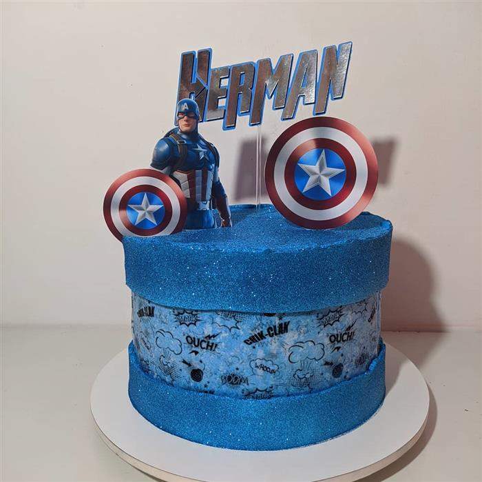 bolo decorado super herois menina