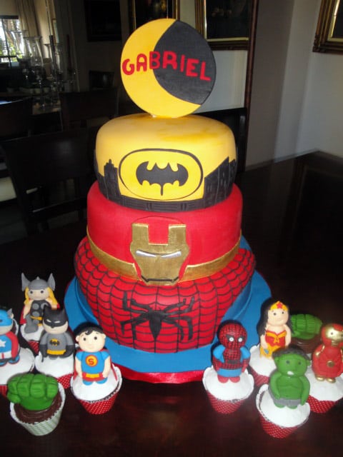 bolo decorado super herois liga da justiça