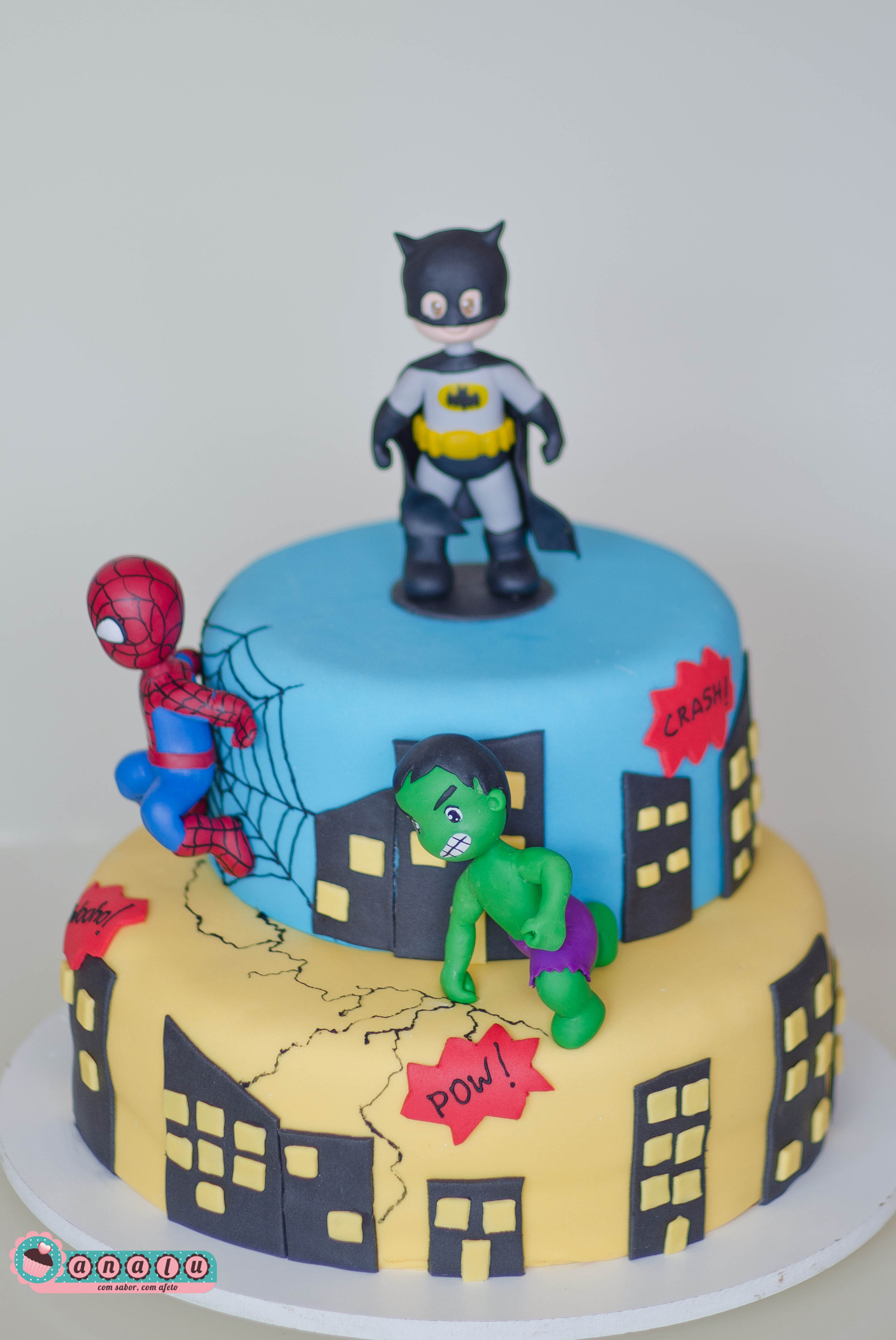 bolo decorado super herois homem aranha