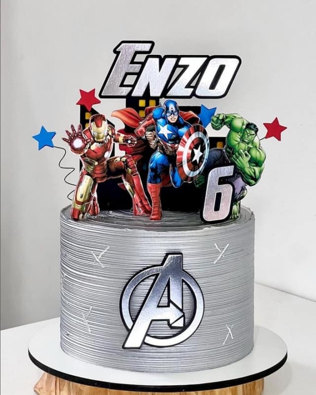 bolo thor para adulto