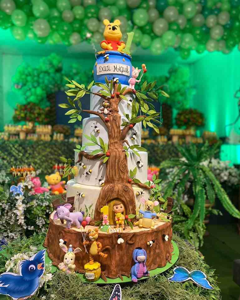 Como escolher o bolo perfeito para festa infantil do Ursinho Pooh