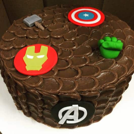 Bolo Decorado Vingadores
