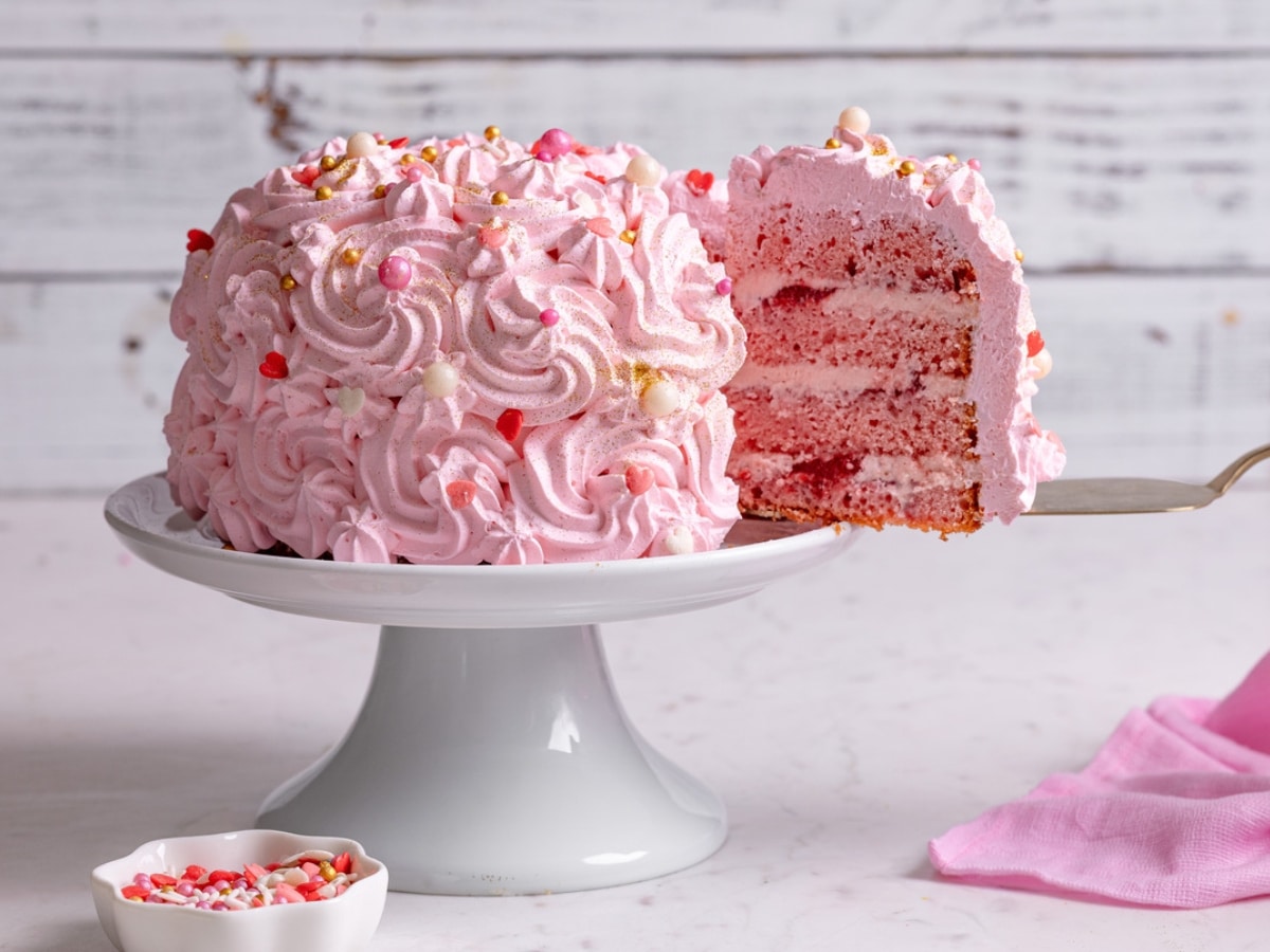Receitas de Coberturas Rosas para Bolos Incríveis