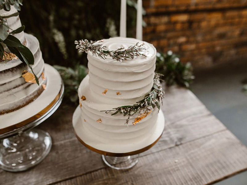 bolo de noivado simples e elegante