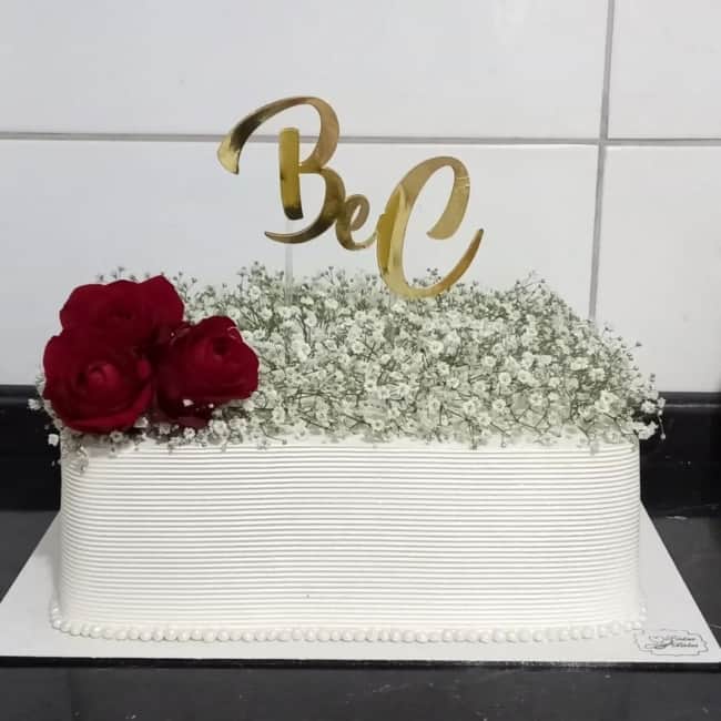 bolo quadrado casamento pasta americana