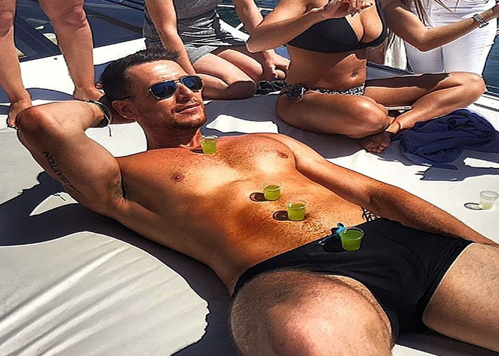 Jogos com Bebidas para Despedida de Solteiro: Receitas e Dicas de Segurança