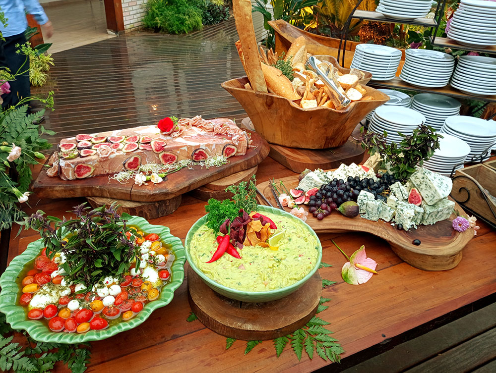 erros ao contratar buffet de casamento