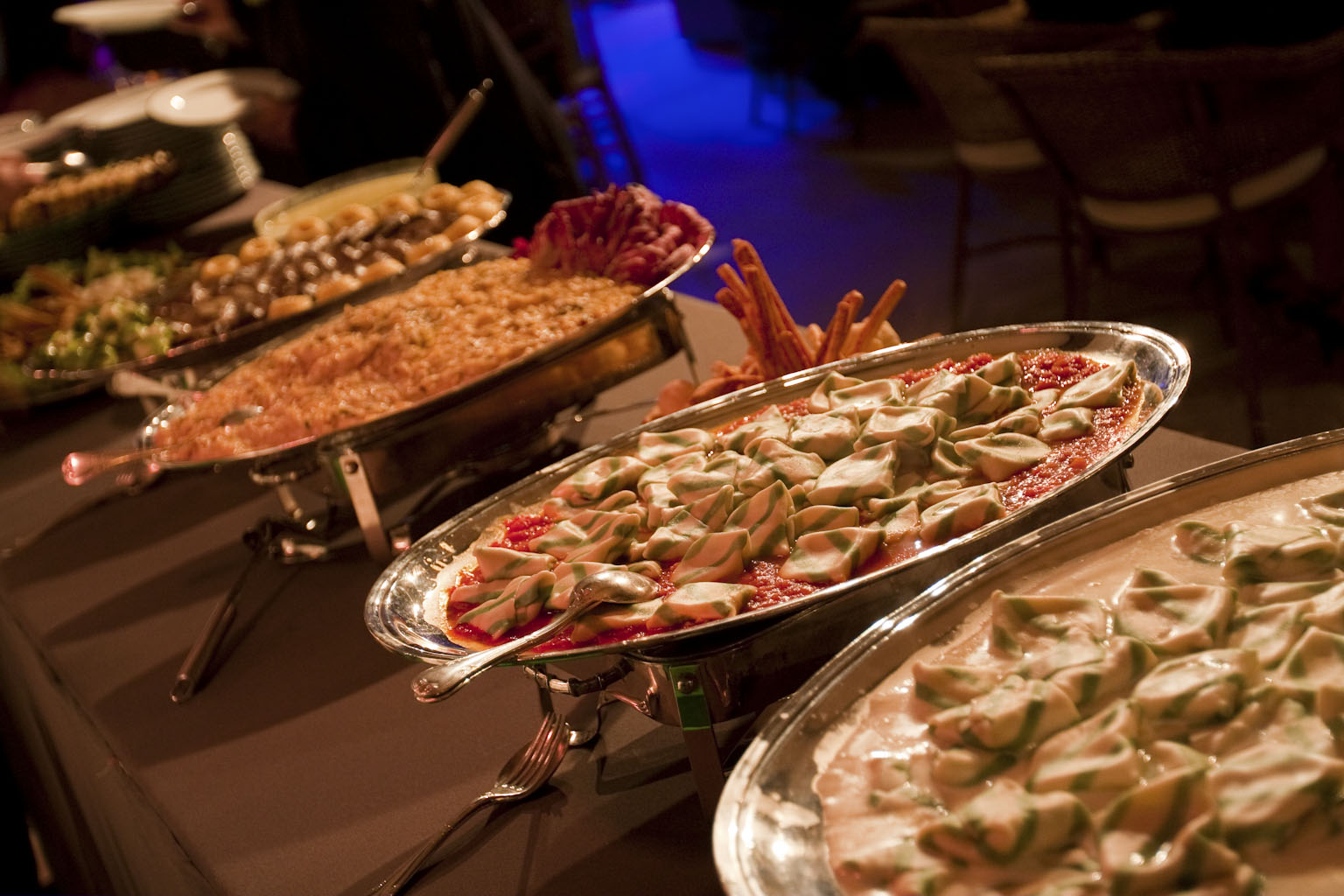 buffet de casamento com ilhas interativas