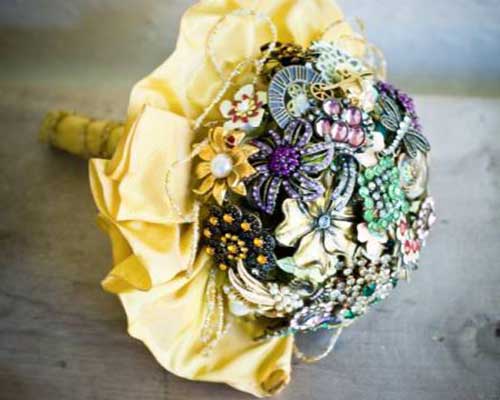 buquê de broches para noivas