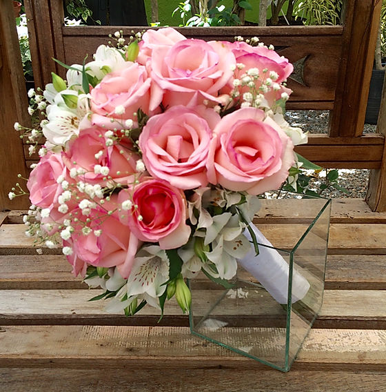 Significado das Flores no Buquê de Noiva: Rosas