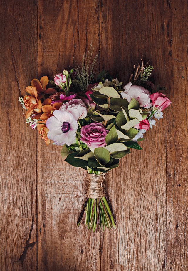 quanto custa um buquê de rosas de luxo com 50 unidades