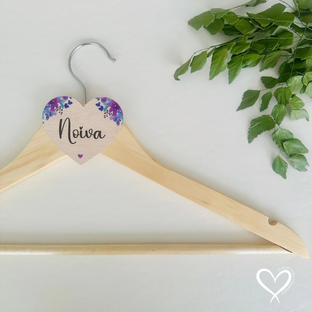 Guia de Preços: Quanto Custa um Cabide de Noiva Personalizado?