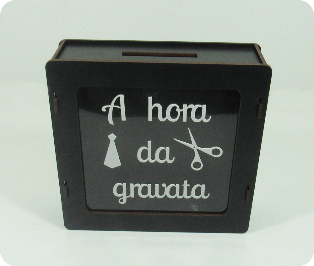 DIY: Como Fazer Sua Própria Caixa da Hora da Gravata Personalizada