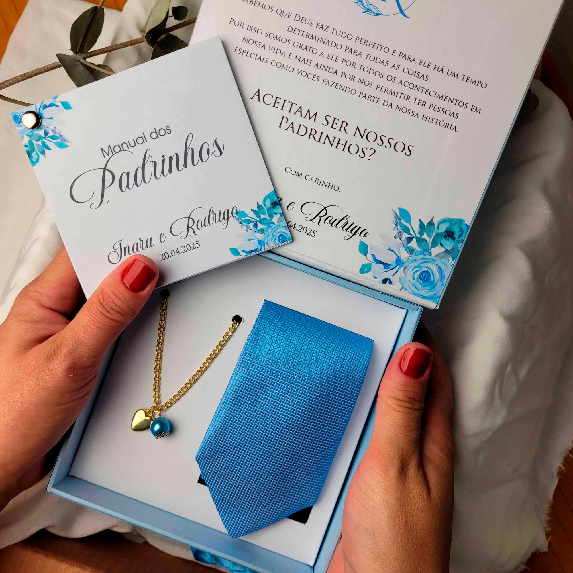 Caixa para padrinho de casamento personalizada