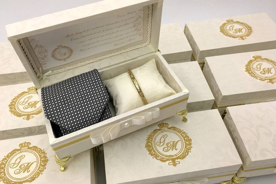Caixa para padrinhos de casamento com velas aromáticas